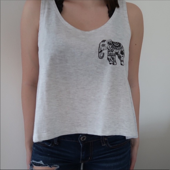 Tops - Brand New Elephant Tank Top🐘